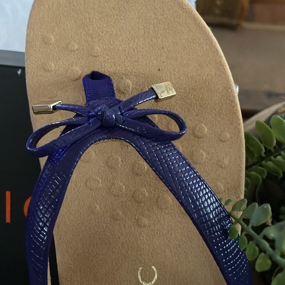 Vionic sandals - Picture 2 of 6